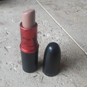Lady Gaga 2 MAC Lipstick